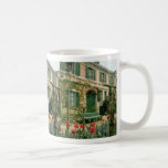赤いMonetの家および庭、Giverny、北Fr コーヒーマグカップ<br><div class="desc">赤いMonetの家および庭、Givernyは、北フランス開花します
 素晴らしい赤によってはギフトが開花します。</div>