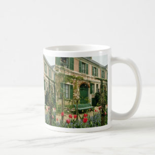 赤いMonetの家および庭、Giverny、北Fr コーヒーマグカップ