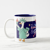 赤おもしろい白とガチョウの7月4日 ツートーンマグカップ (左)