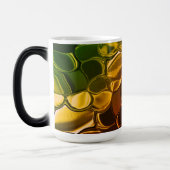 赤から緑に移行する丸い形状 モーフィングマグカップ (左)