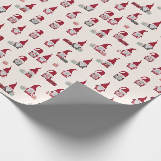 赤かわいいモダンサンタ格言クリスマス ラッピングペーパー (角)
