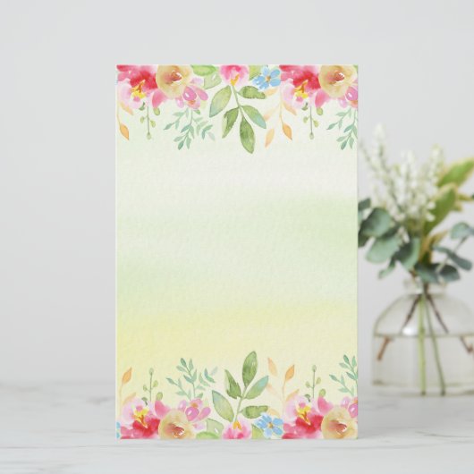 赤かわいらしピンクと青の水色の花 便箋 (スタンド正面)