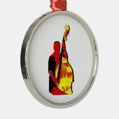 赤くおよび黄色直立したベース奏者のイメージのデザイン メタルオーナメント (右)