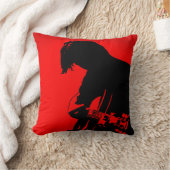 赤くおよび黒いギター奏者の枕 クッション (ブランケット)