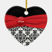 赤くおよび黒いダマスク織のクリスマスの記念品のオーナメント セラミックオーナメント (正面)