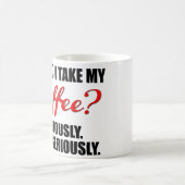 赤くおよび黒い文字が付いているおもしろいなコーヒー・マグ コーヒーマグカップ (中央)