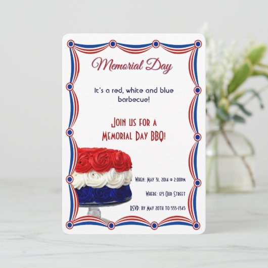 赤く白くおよび青の旗布のケーキのメモリアルデー 招待状 (スタンド正面)