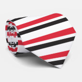 赤く白く及び黒く横ストライプのなタイ ネクタイ (ロール)