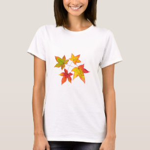 赤く黄色および緑の紅葉 Tシャツ