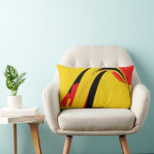 赤く黄色く黒いレトロの抽象美術 ランバークッション (椅子)