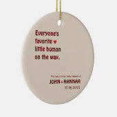 赤ちゃんお気に入りののシャワーを浴びた人たち セラミックオーナメント (右)