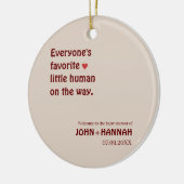 赤ちゃんお気に入りののシャワーを浴びた人たち セラミックオーナメント (左)