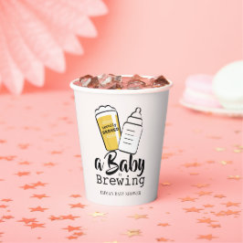 赤ちゃんがビールを醸造中 ベビーボトル ピンク ベビーシャワー 紙コップ