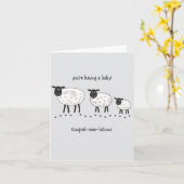 赤ちゃんが生まれるおめでとう - 羊さんおめでとう 妊娠 カード (黄色い花)