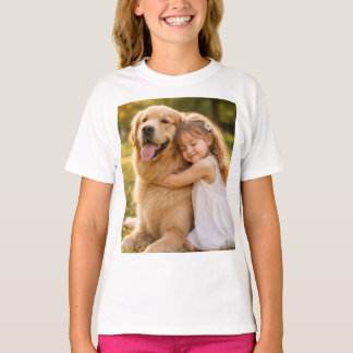 赤ちゃんと犬の可愛いTシャツ Tシャツ