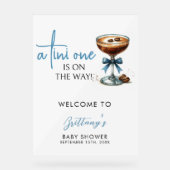 赤ちゃんのシャワーを歓迎する途中のTini アクリルサイン (正面)