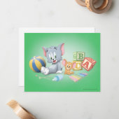 赤ちゃんのトムとジェリーがおもちゃで遊ぶ ノートカード (正面/裏面インサイチュ)