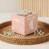 赤ちゃんの写真と思い出の品 出生時の記録 ピンクのイニシャル フォトキューブ