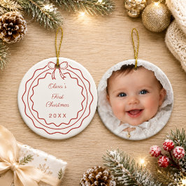 赤ちゃんの初めてのクリスマスの写真リボンスカロップ セラミックオーナメント
