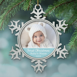 赤ちゃんの初めてのクリスマスの写真 - 青い男の子の背景 スノーフレークピューターオーナメント