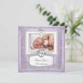 赤ちゃんの女の子のラベンダー色の洗礼十字架 白 招待状 (スタンド正面)