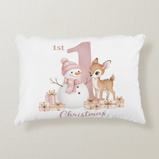 赤ちゃんの女の子の最初のクリスマス 雪だるまと鹿 アクセントクッション (正面)