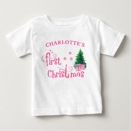 赤ちゃんの最初のクリスマスツリーとピンクのキャンディケインの女の子 ベビーTシャツ