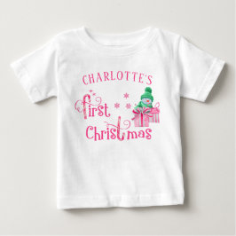 赤ちゃんの最初のクリスマス ピンクの雪だるまと雪の結晶 ベビーTシャツ