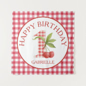 赤ちゃんの最初の赤いギンガムの誕生日 タペストリー (正面)