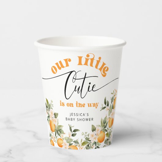 赤ちゃんシャワーかわいこちゃんの途中の小さな子供 紙コップ (正面)