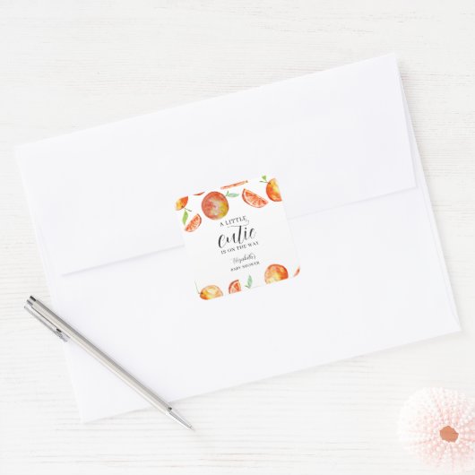 赤ちゃんシャワーかわいこちゃんの途中の小さな赤ちゃん スクエアシール (封筒)