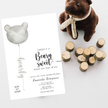 赤ちゃんシャワーの途中にビーリー甘いベビーがある