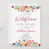 赤ちゃんシャワーの途中に小さな野花がある 招待状 (正面)
