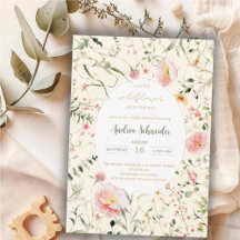 赤ちゃんシャワーの途中に小さな野花がある