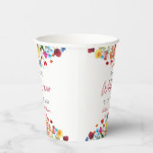 赤ちゃんシャワーの途中に小さな野花がある 紙コップ (右)