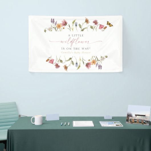 赤ちゃんシャワーの途中のカミラ小さな野花 横断幕 (トレードショー)