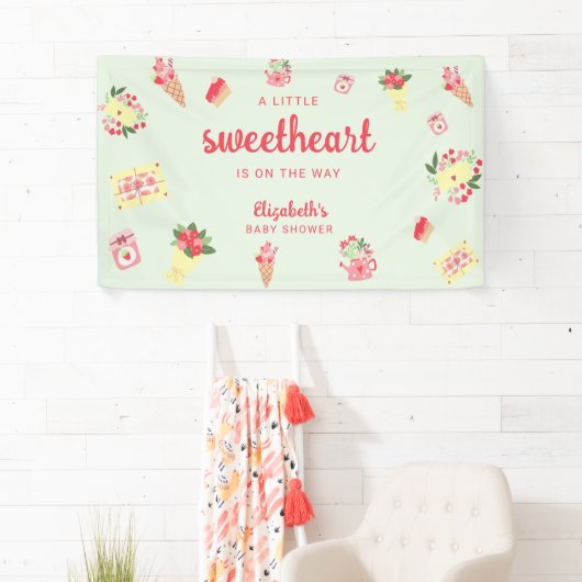 赤ちゃんシャワーを浴びる途中のかわいい恋人 横断幕 (インサイチュ)