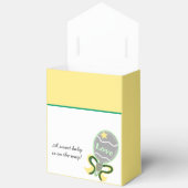 赤ちゃんシャワーイエローグリーンガラトル フェイバーボックス (見開き)