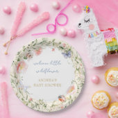 赤ちゃんシャワーパパパップの途中に小さな野花がある ペーパープレート (パーティー)