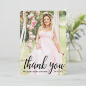 赤ちゃんシャワーモダンありがとうフォトカードR 招待状 (スタンド正面)