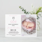 赤ちゃんシャワー散水ピンクのフローラ写真 招待状 (スタンド正面)