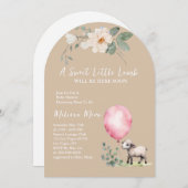 赤ちゃんシャワー甘い小さなラムピンクのバルーン 招待状 (正面/裏面)