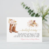 赤ちゃんシャワー用シックなウェスタンブーツ女性のカーボーイブック エンクロージャーカード (スタンド正面)