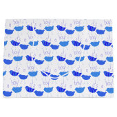 赤ちゃんシャワー男の子の青パターン(の模様が)あるい鳥だ ラージペーパーバッグ (正面)