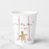 赤ちゃんシャワー紙カップ"金ゴールドフラミンゴベビー" 8 oz. 紙コップ (正面)