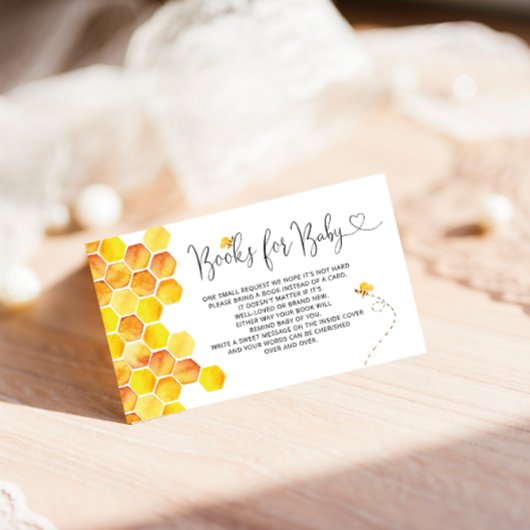 赤ちゃんシャワー蜂蜜水色用の本 エンクロージャーカード