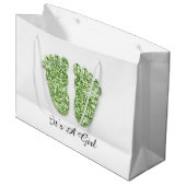 赤ちゃんシャワー足それが男の子の女の子グリーンホワイト ラージペーパーバッグ (正面アングル)