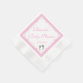 赤ちゃんシャワー、ベビーの足跡、ピンクの白 縁ありカクテルナプキン (角)