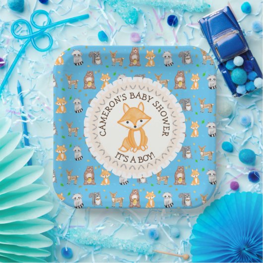 赤ちゃんパーソナライズされたシャワープレートウッドランドをテーマにした ペーパープレート (パーティー)