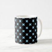 赤ちゃんブルーのクロス縫い目を黒に コーヒーマグカップ (正面右)
